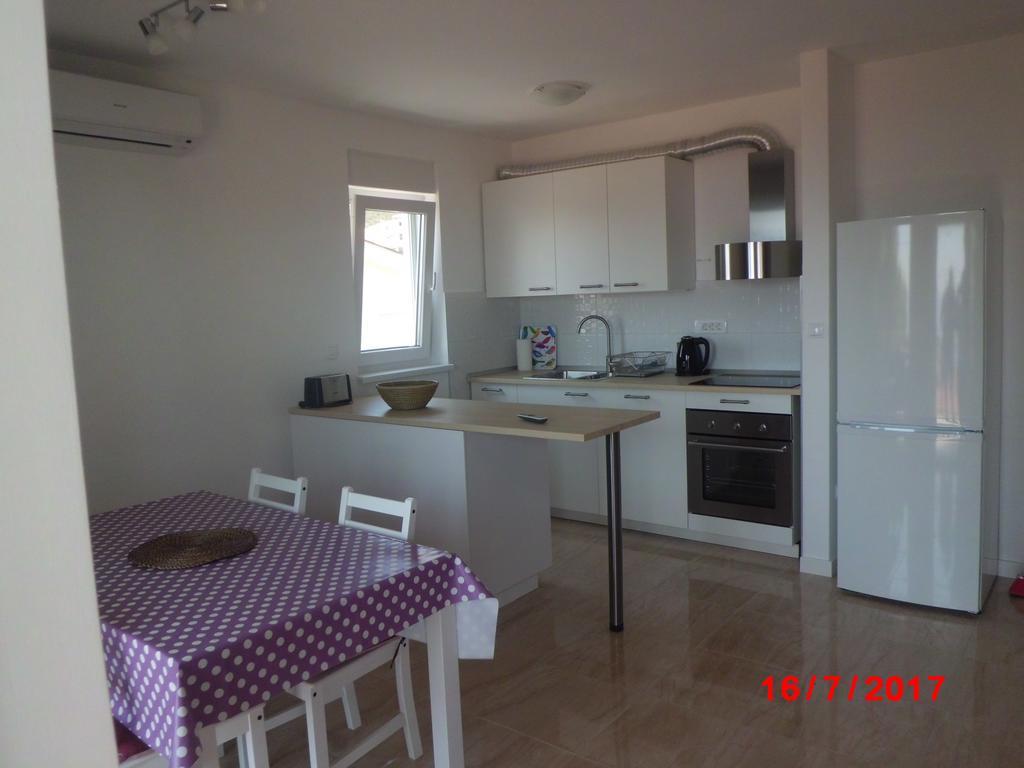 Apartments Viskovic ماكارسكا المظهر الخارجي الصورة