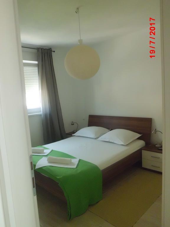 Apartments Viskovic ماكارسكا المظهر الخارجي الصورة