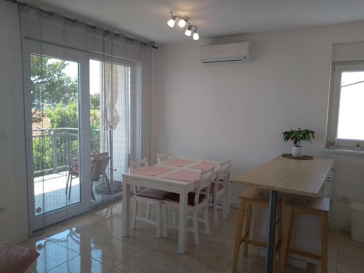 Apartments Viskovic ماكارسكا المظهر الخارجي الصورة