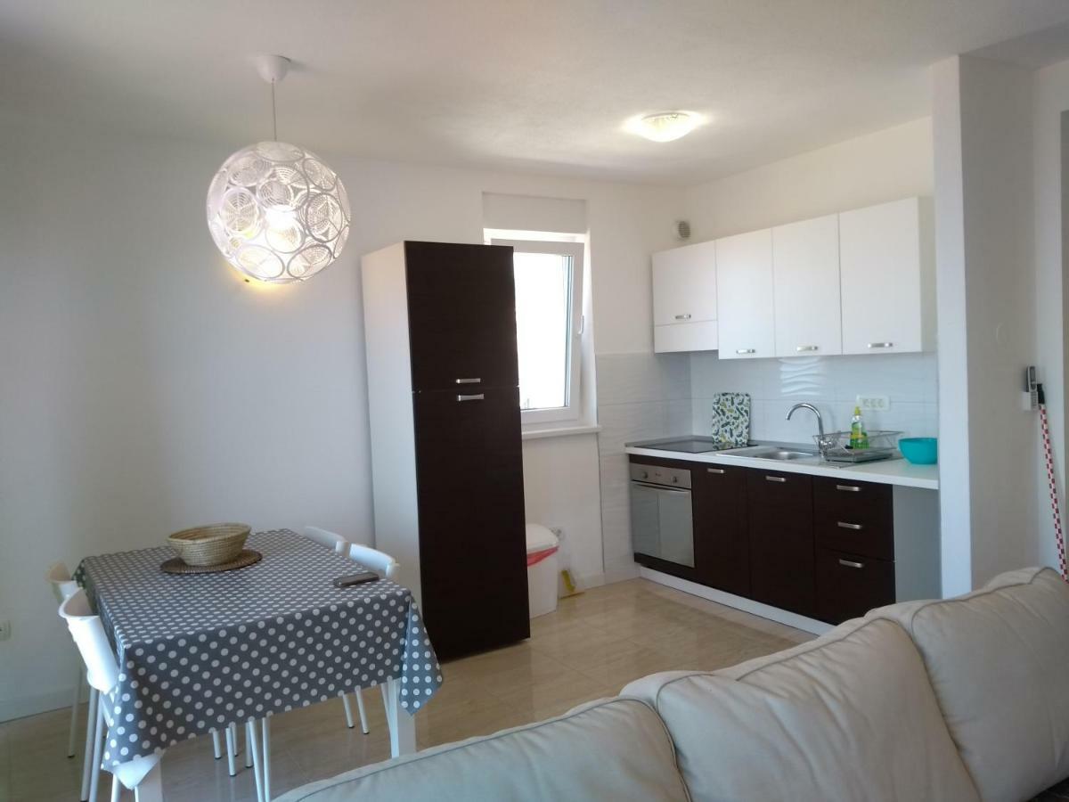 Apartments Viskovic ماكارسكا المظهر الخارجي الصورة